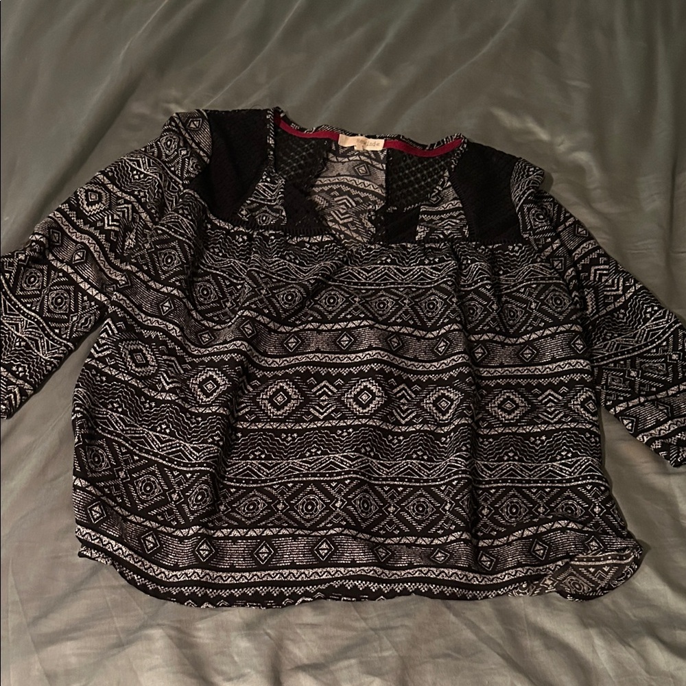 Rewind Boho Tribal Print Blouse L Black White Crochet Lace Top Large